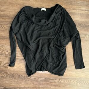 Tea n Rose sweater cross front slouchy neck